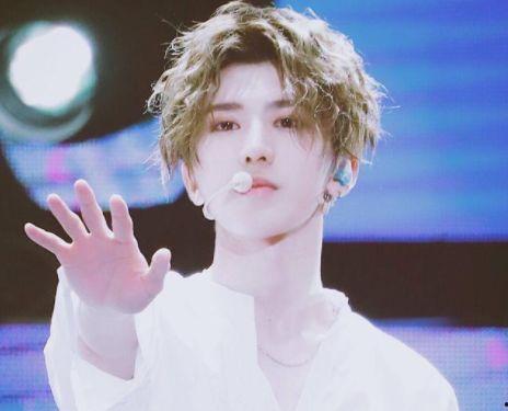 蔡徐坤最新爆料消息,揭秘背后不为人知的秘密与挑战